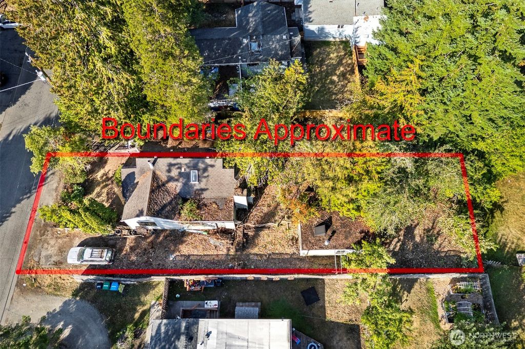 Photo of 1728 NE 148th Street, Shoreline, WA 98155 (MLS # 2442134)
