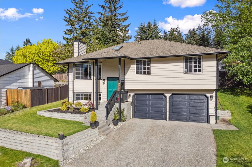 Photo of 6323 2nd Drive SE, Everett, WA 98203 (MLS # 2228094)