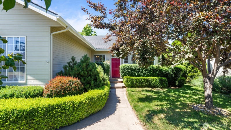 833 SE Marine Drive