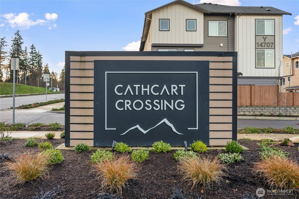 Photo of 14707 87th Ave SE Ave #BB4, Snohomish, WA 98296 (MLS # 2464845)