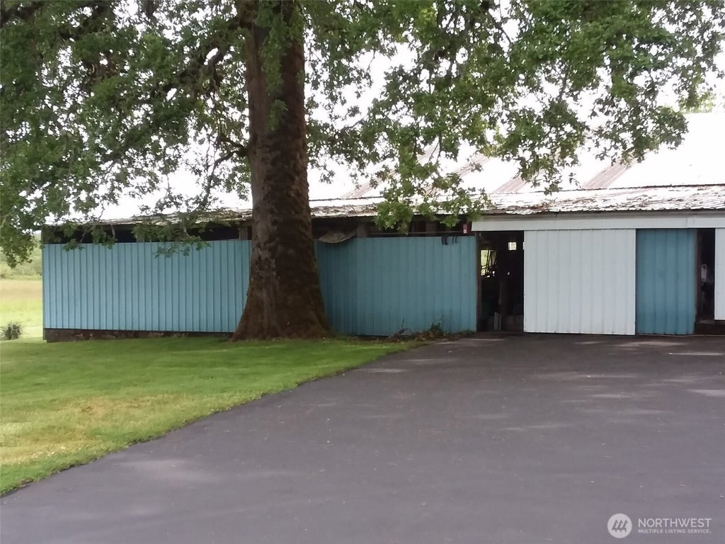 Photo of 570 Drews Prairie Road, Winlock, WA 98596 (MLS # 2569690)