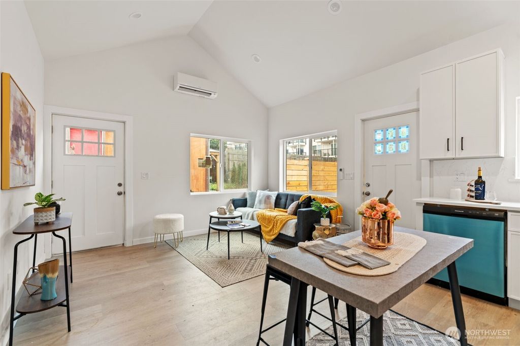 listing image 9365485913873434637