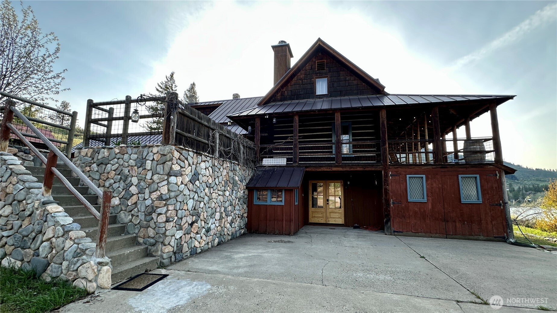 132 Twin Lakes Road