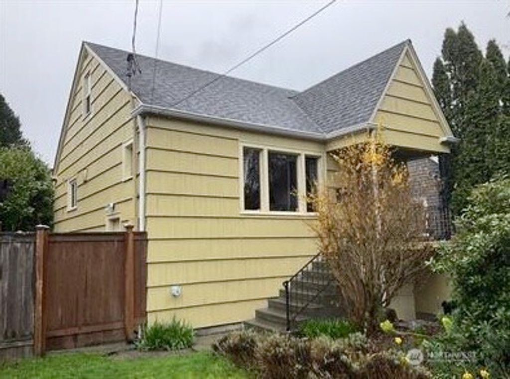 Photo of 7324 20th Avenue NW, Seattle, WA 98117 (MLS # 2344658)