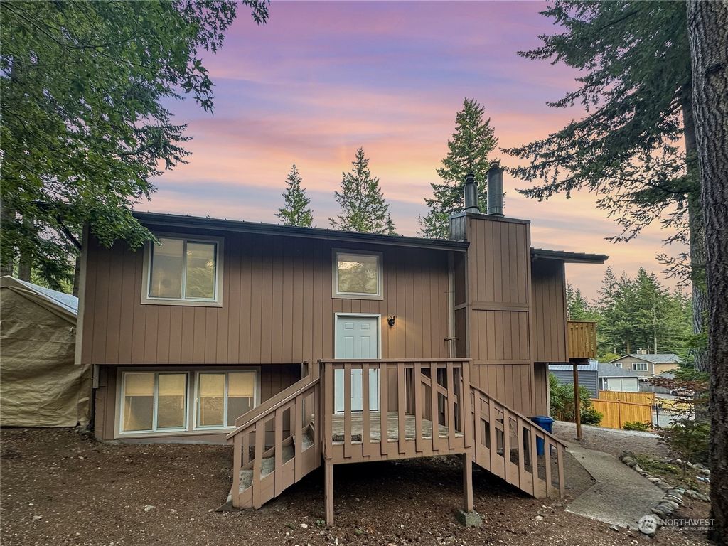 Photo of 42949 SE 170th Street, North Bend, WA 98045 (MLS # 2148293)