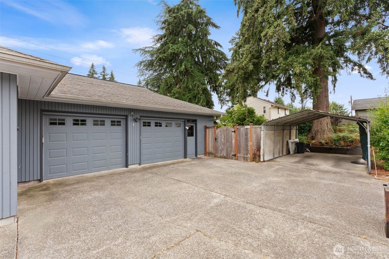 921 S 7th Avenue SW