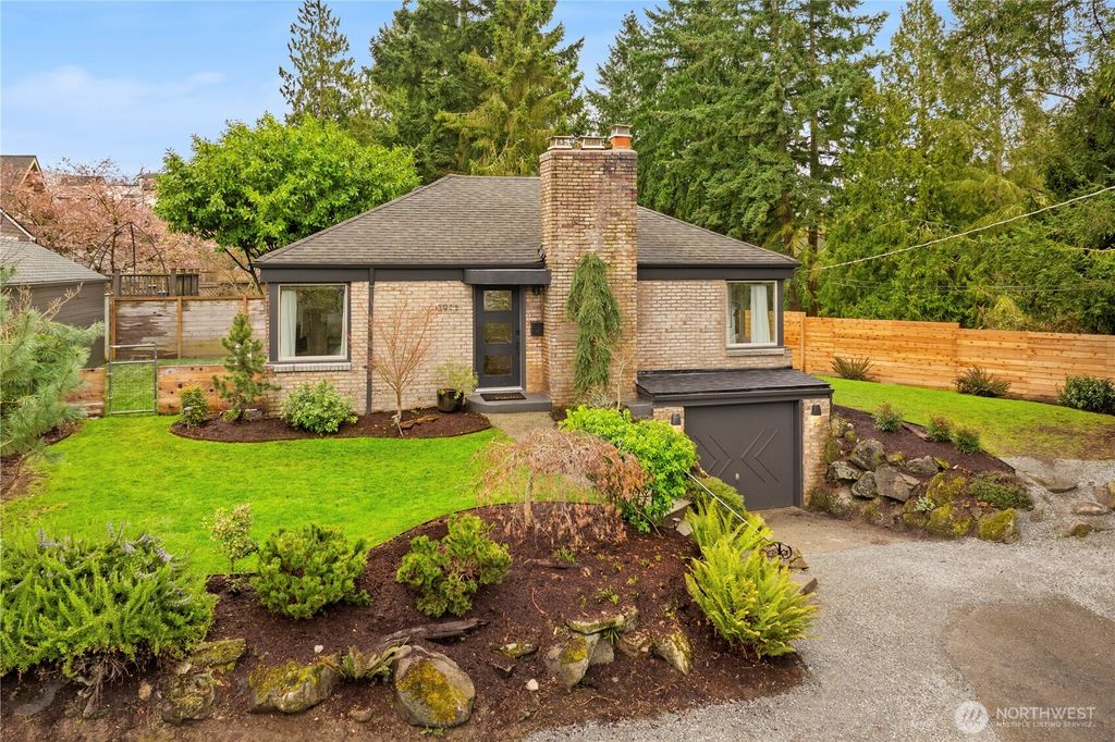 Photo of 3911 SW Forest Street, Seattle, WA 98116 (MLS # 2494241)