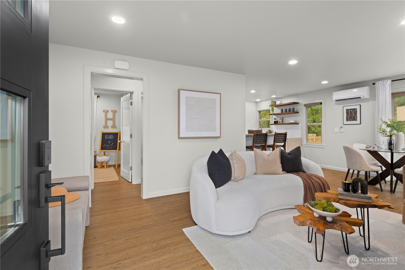 3911 SW Forest Street