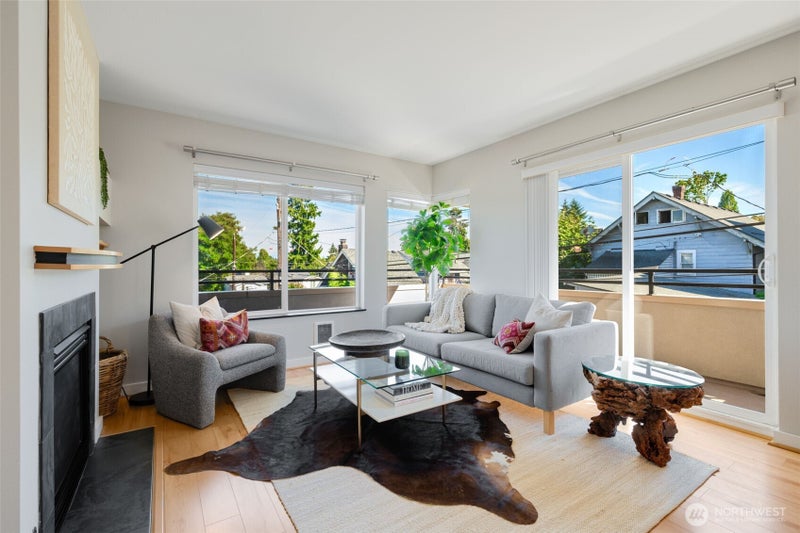 225 NE 65th Street 406