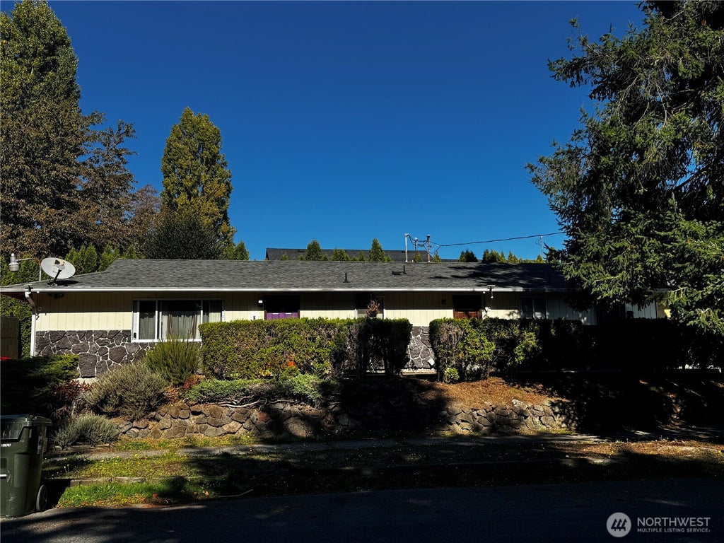 Photo of 3544 S Asotin Street #A-B, Tacoma, WA 98418 (MLS # 2593622)