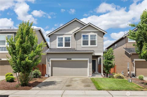 Photo of 18708 Emmons Court E, Puyallup, WA 98374 (MLS # 2547507)