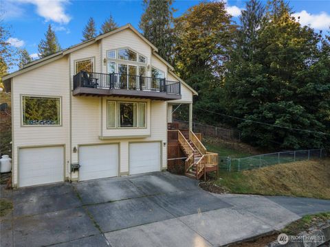 Photo of 20310 La Rita Drive E, Bonney Lake, WA 98391 (MLS # 2437406) Photo of 20310 La Rita Drive E, Bonney Lake, WA 98391 (MLS # 2437406)