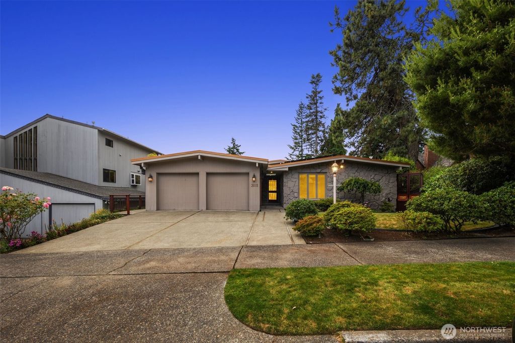 Photo of 3015 44th Avenue W, Seattle, WA 98199 (MLS # 2399161)