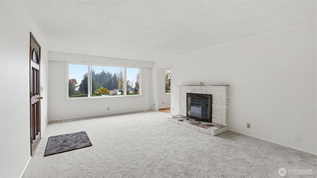 Photo of 4251 S 160th Street, Tukwila, WA 98188 (MLS # 2455207)