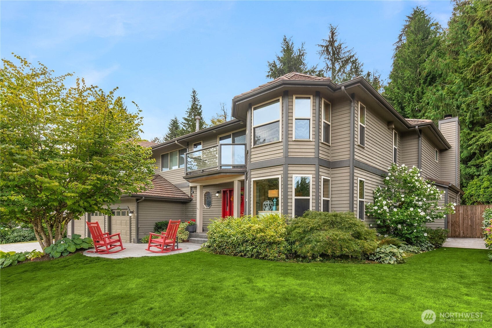 2235 Squak Mountain Loop SW