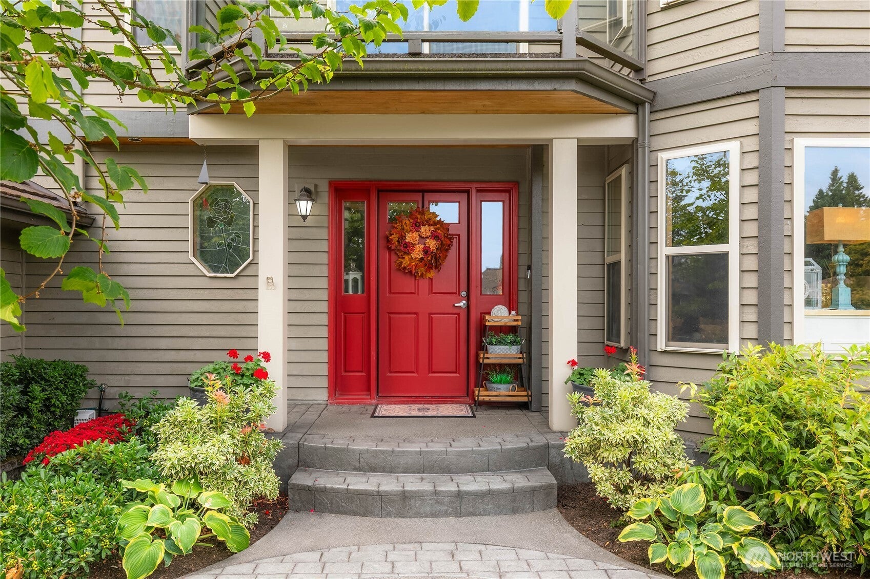 2235 Squak Mountain Loop SW