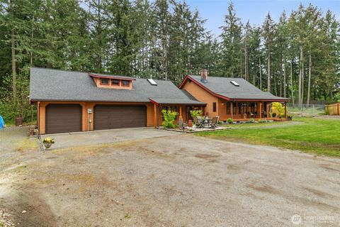 Photo of 6205 255th Street Ct E, Graham, WA 98338 (MLS # 2520527)