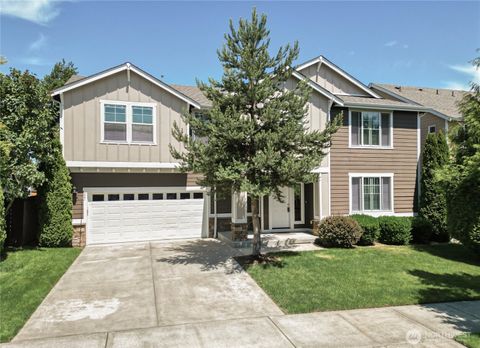 621 24th Avenue S Puyallup WA 98373