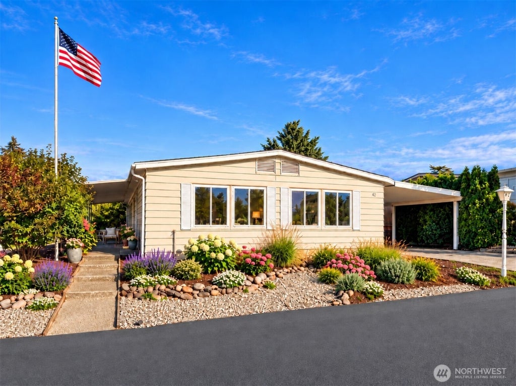 Photo of 2500 Alder Street #42, Milton, WA 98354 (MLS # 2587066)
