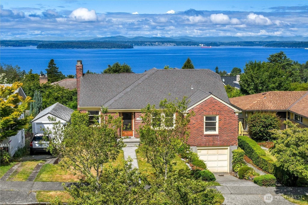 Photo of 6921 39th Avenue SW, Seattle, WA 98136 (MLS # 2538820)