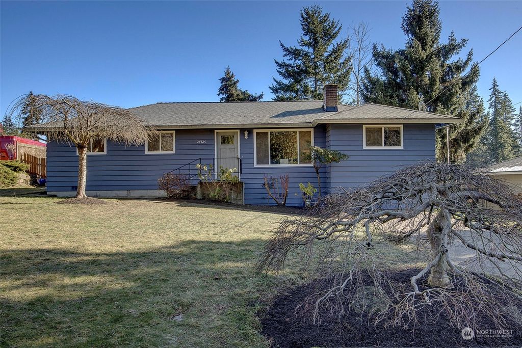 Photo of 24125 2nd Place W, Bothell, WA 98021 (MLS # 2039223)