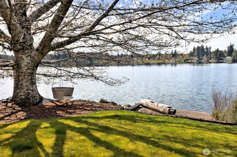 Photo of 1860 E Island Lake Drive, Shelton, WA 98584 (MLS # 2546203)
