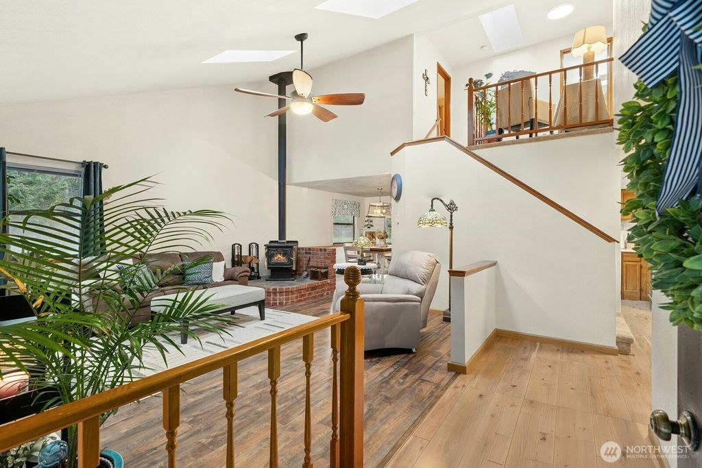 Photo of 777 SE Lakeway Boulevard, Port Orchard, WA 98367 (MLS # 2472415)