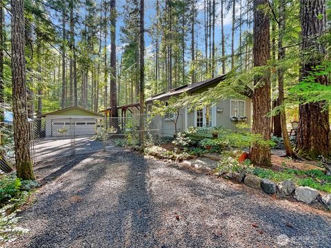 Photo of 190 N Mount Jupiter Drive, Hoodsport, WA 98548 (MLS # 2420119)