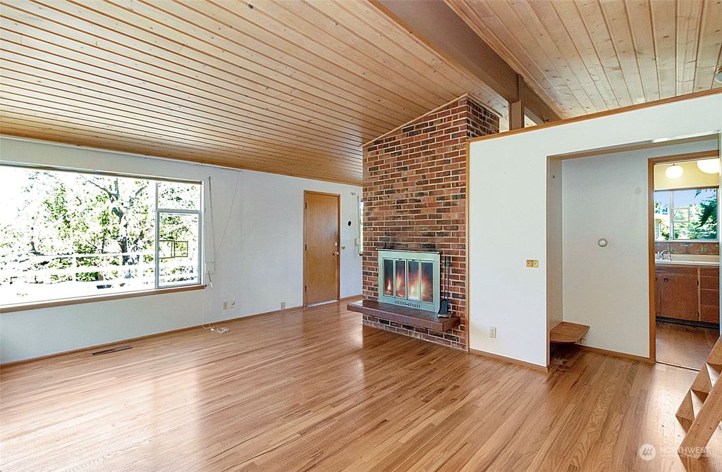 Photo of 19434 Normandy Park Drive SW, Normandy Park, WA 98166 (MLS # 2138066)