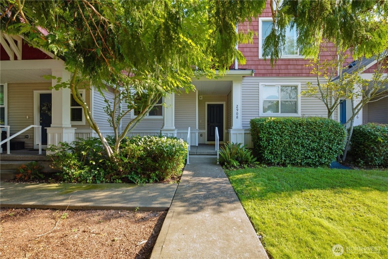 2908 SW Raymond Street