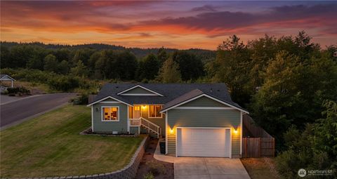 Photo of 3214 Sanderling Drive, Hoquiam, WA 98550 (MLS # 2543402)