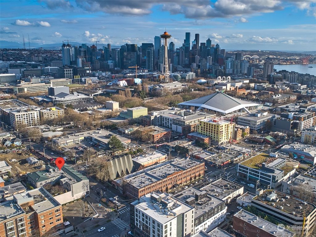 Photo of 701 1st Avenue N #206, Seattle, WA 98109 (MLS # 2034532)
