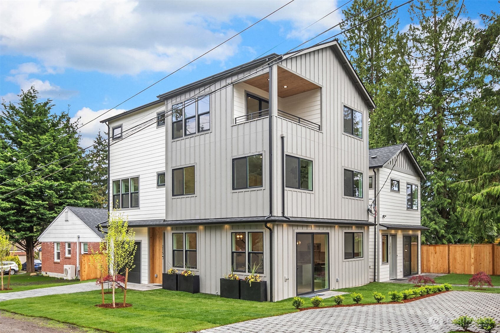 215 NE 123rd Street