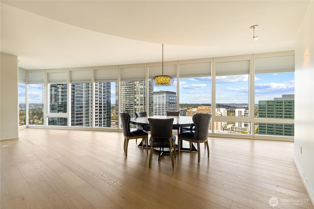 Photo of 500 106th Avenue NE #3401, Bellevue, WA 98004 (MLS # 2365633)