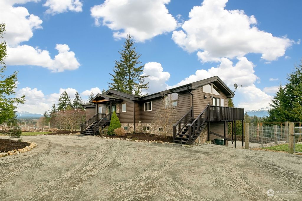 Photo of 13131 227th Avenue SE, Monroe, WA 98272 (MLS # 2030345)
