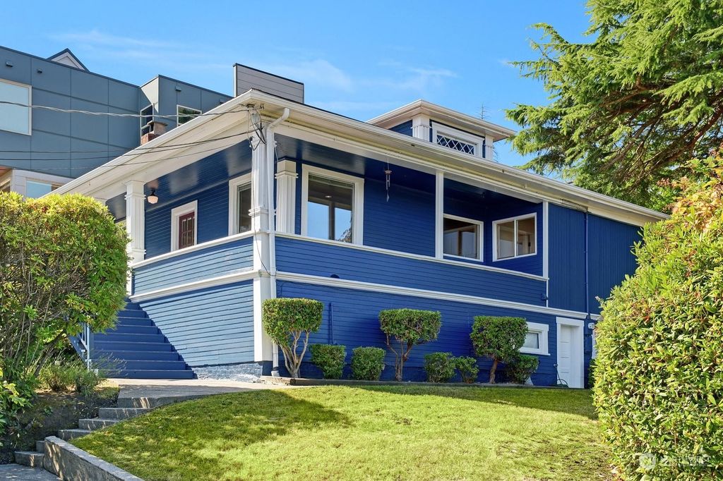 Photo of 10115 66th Avenue S, Seattle, WA 98178 (MLS # 2164191)