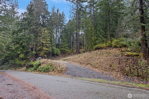 19560 NE North Shore Road Tahuya WA 98588