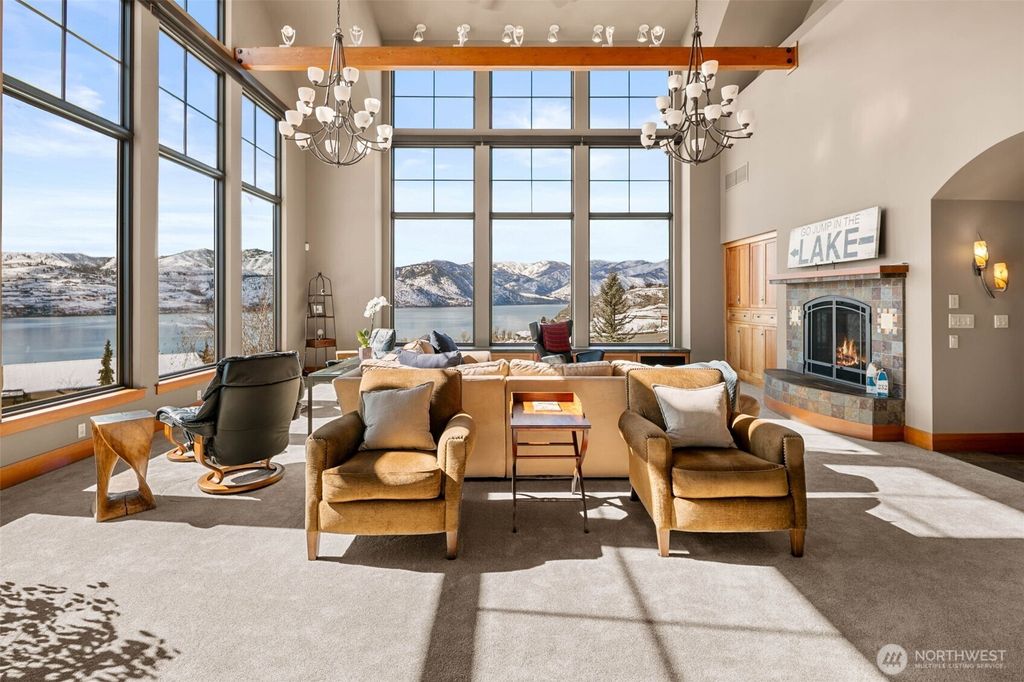 Photo of 232 Crystal Drive, Chelan, WA 98816 (MLS # 2493609)