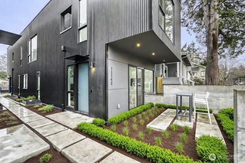 Photo of 1114 26th Avenue #C, Seattle, WA 98122 (MLS # 2493562)