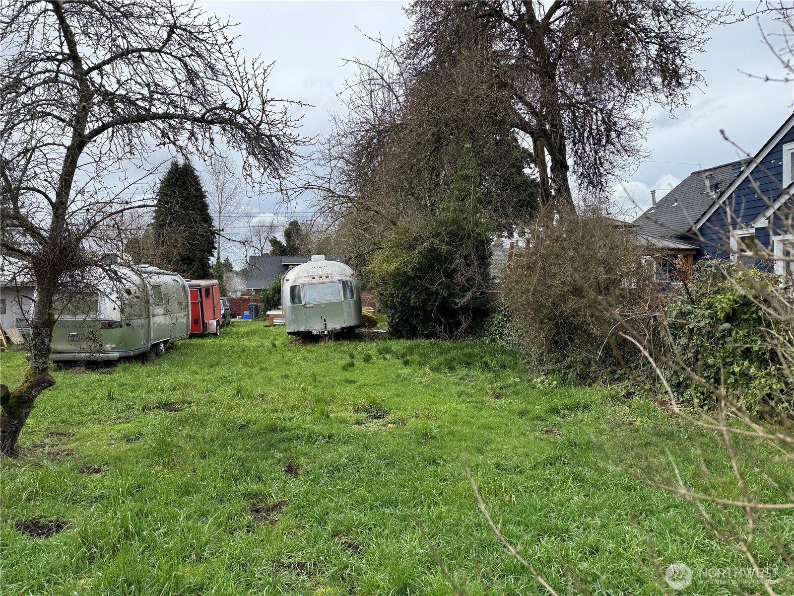 7816 S Fawcett Avenue