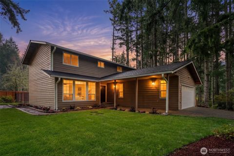Photo of 3016 SE Misty Court, Port Orchard, WA 98367 (MLS # 2487523)
