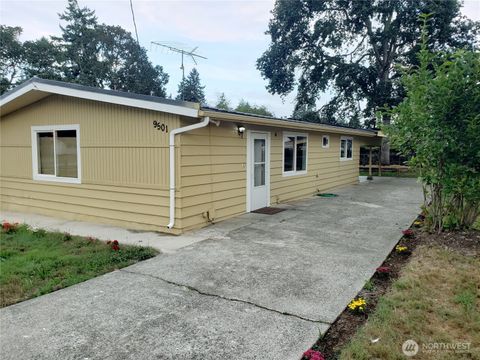 Photo of 9501 Winona Street, Lakewood, WA 98498 (MLS # 2430521)