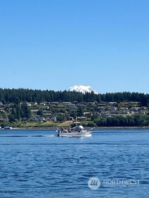 A home in Fox Island