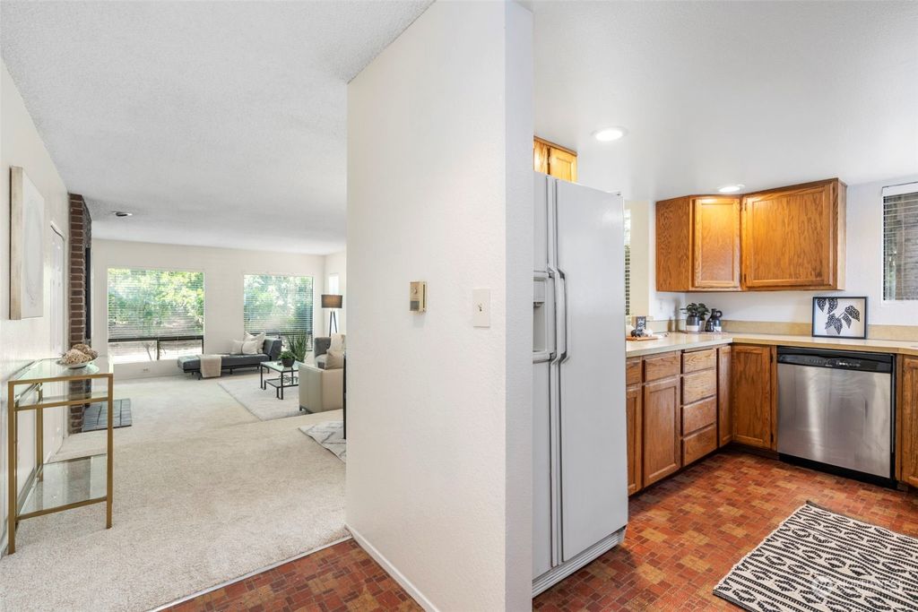 Photo of 15153 Sunwood Boulevard #FF12, Tukwila, WA 98188 (MLS # 2140606)