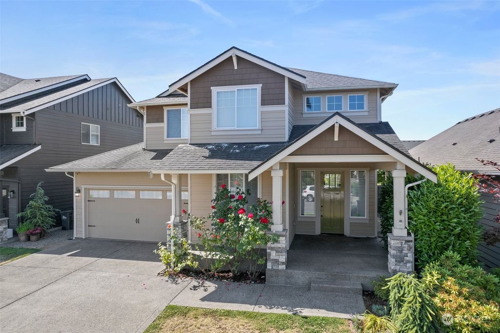 Photo of 474 Sigrist Drive E, Enumclaw, WA 98022 (MLS # 2266013)