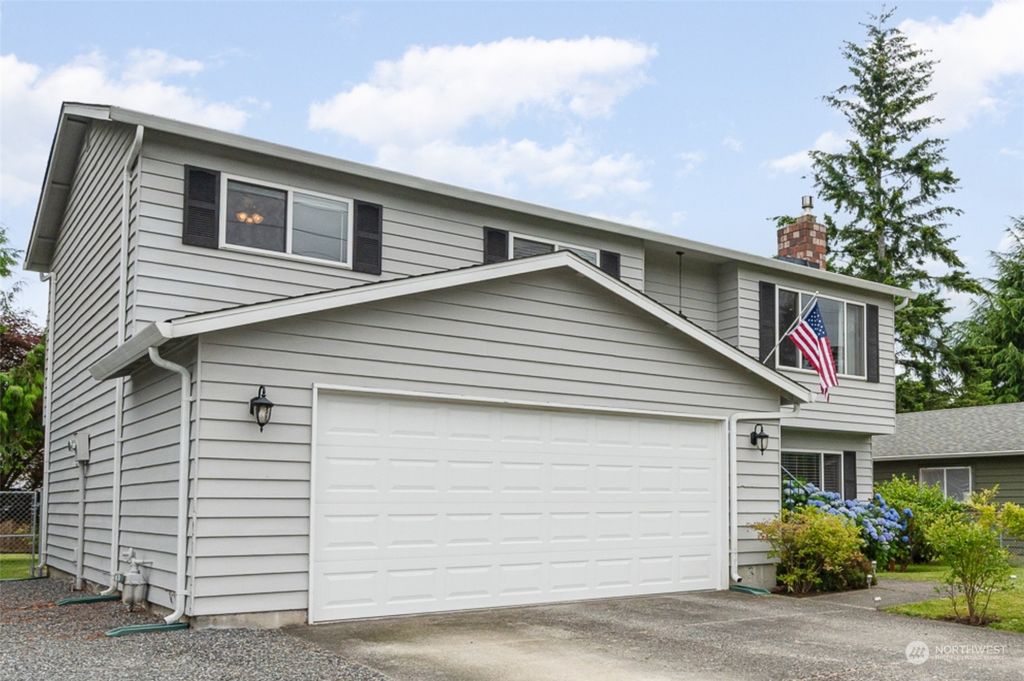 Photo of 426 212 Street SW, Bothell, WA 98021 (MLS # 2252672)