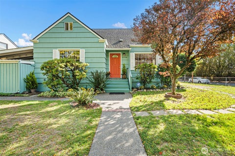 Photo of 3148 S 17th Street, Tacoma, WA 98405 (MLS # 2585505)