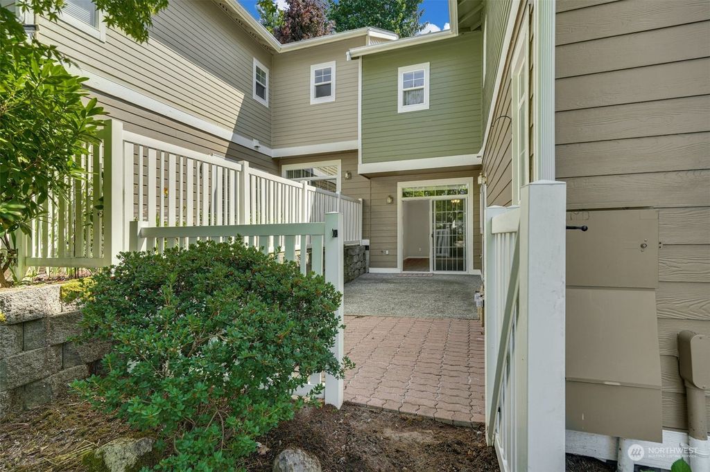 Photo of 22533 SE 45th Street #1664, Issaquah, WA 98029 (MLS # 2132701)