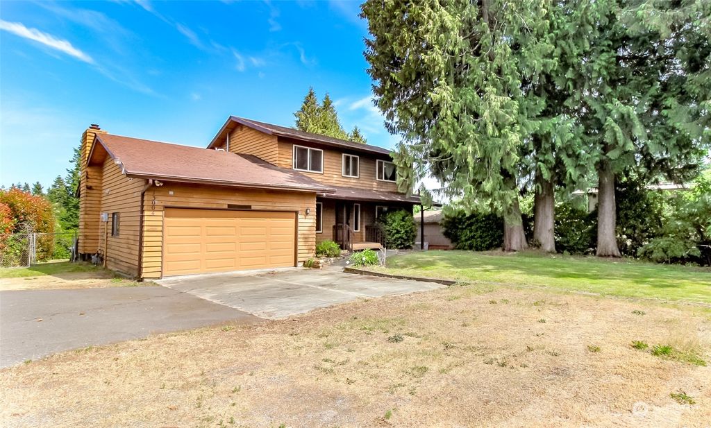 Photo of 13004 10th Avenue S, Burien, WA 98168 (MLS # 2072122)