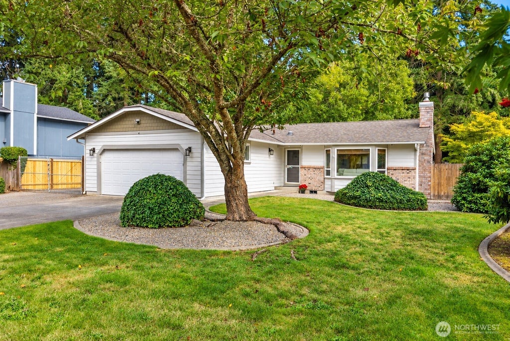 Photo of 15815 96th Avenue Ct E, Puyallup, WA 98375 (MLS # 2589743)